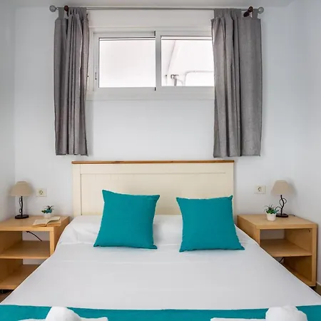 The Blue Anchor Spectacular Sea View *