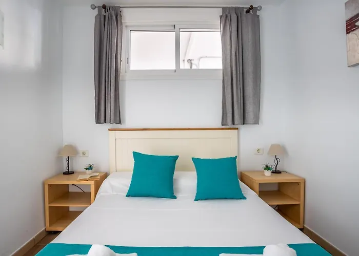 The Blue Anchor Spectacular Sea View *