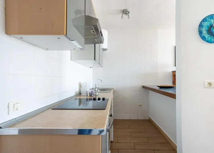 The Blue Anchor Spectacular Sea View *