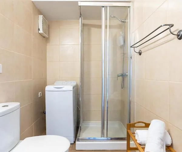 The Blue Anchor Spectacular Sea View Apartment