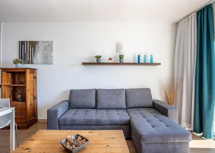 The Blue Anchor Spectacular Sea View