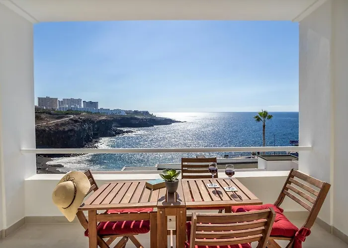 The Blue Anchor Spectacular Sea View * Callao Salvaje