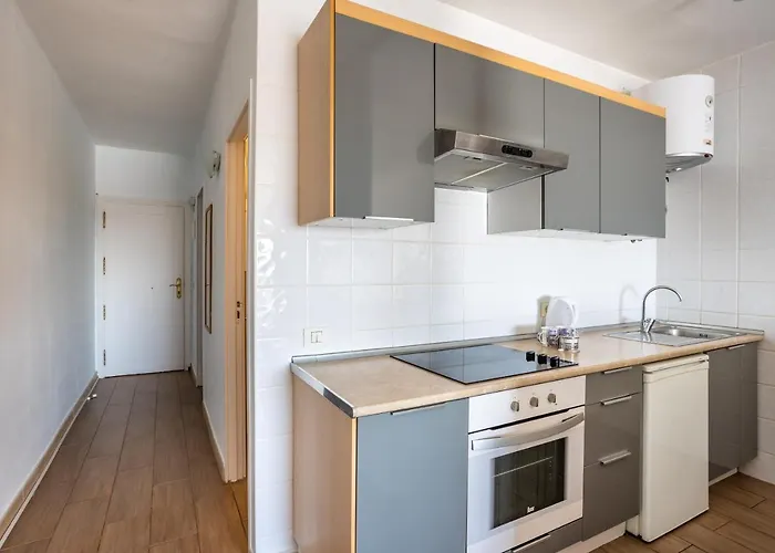 The Blue Anchor Spectacular Sea View Apartman *