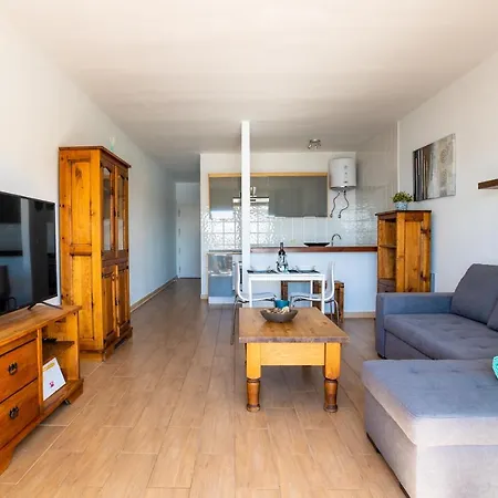 The Blue Anchor Spectacular Sea View Apartman *